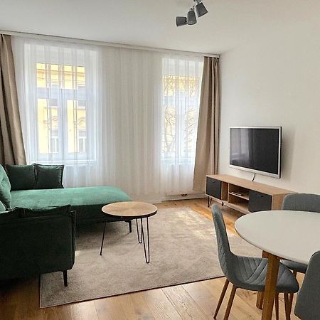 Traumhafte Wohnung Fuer 3, Grosszuegig, Walk In Dusche Βιέννη Εξωτερικό φωτογραφία