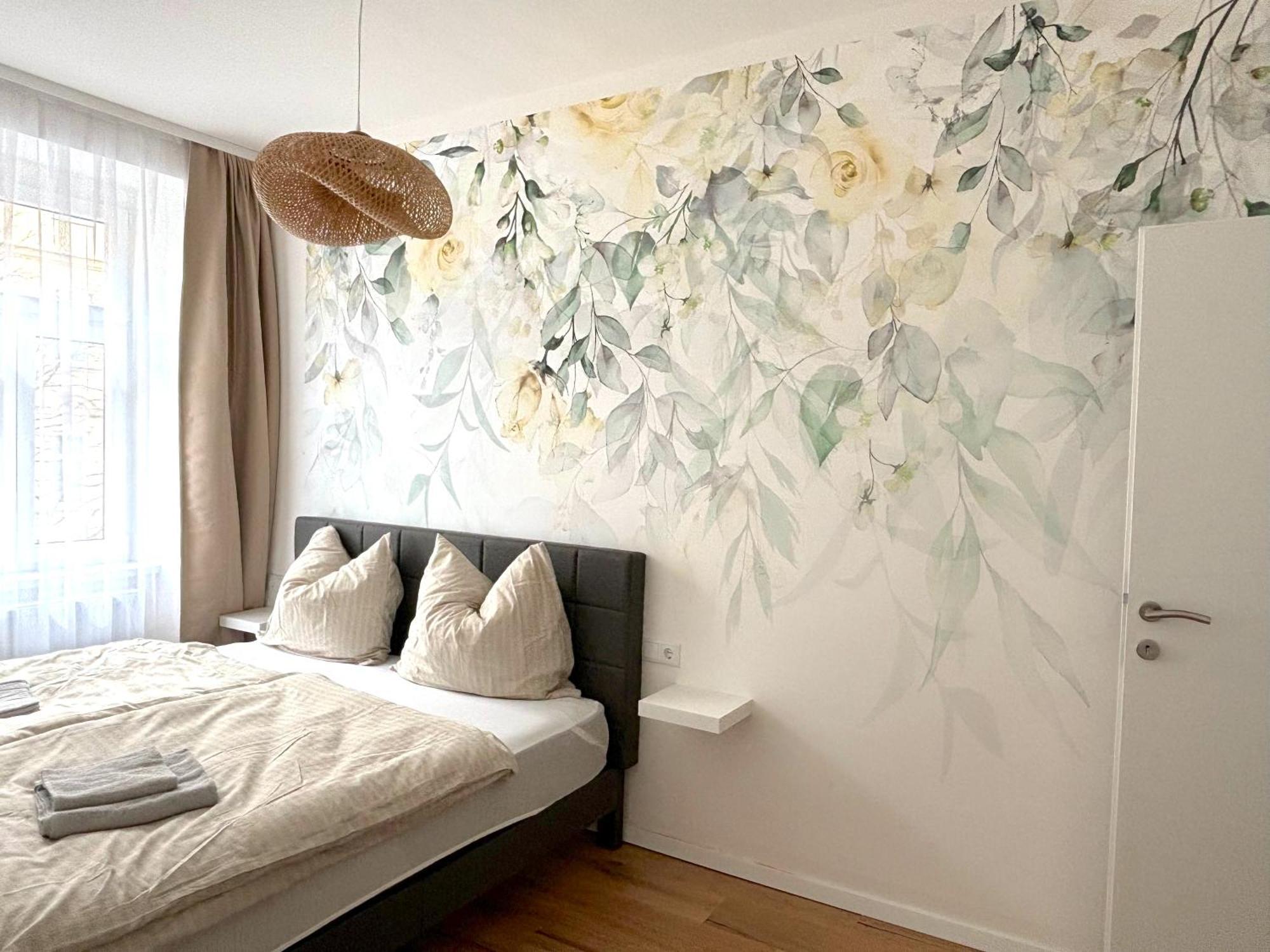 Traumhafte Wohnung Fuer 3, Grosszuegig, Walk In Dusche Βιέννη Εξωτερικό φωτογραφία
